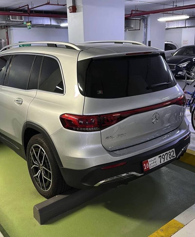 2022 Mercedes-Benz EQB thumbnail 3