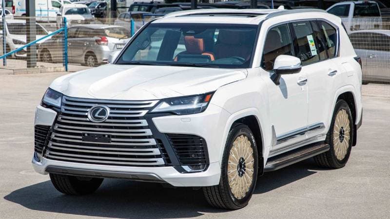 2026 Lexus LX700h VIP