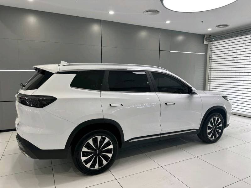 2026 Chery Tiggo 8 Pro thumbnail 2
