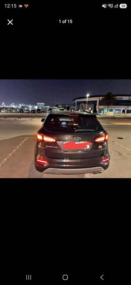 2018 Hyundai Santa Fe thumbnail 2