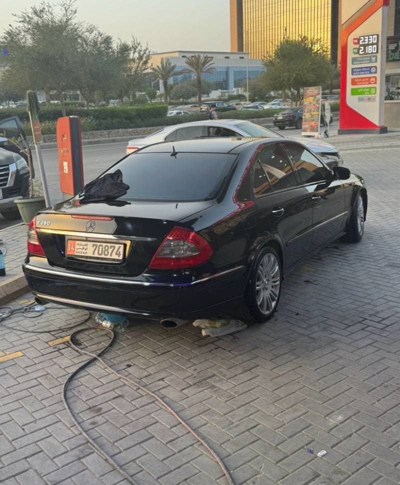 2007 Mercedes-Benz E-Class thumbnail 5