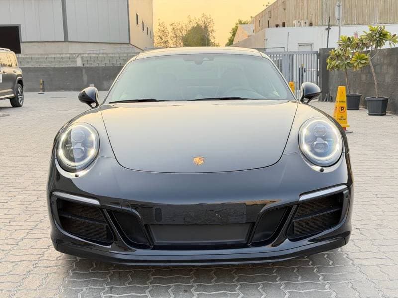 2019 Porsche 911 thumbnail 2