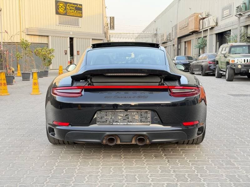 2019 Porsche 911 thumbnail 6
