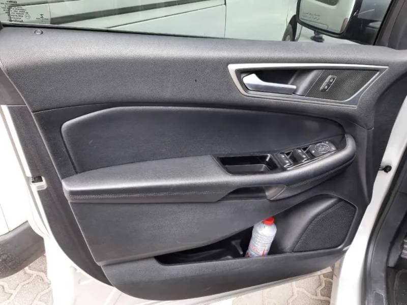 2019 Ford Edge thumbnail 6
