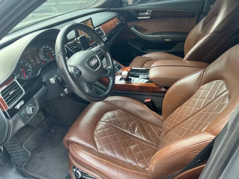 2011 Audi A8 L thumbnail 4