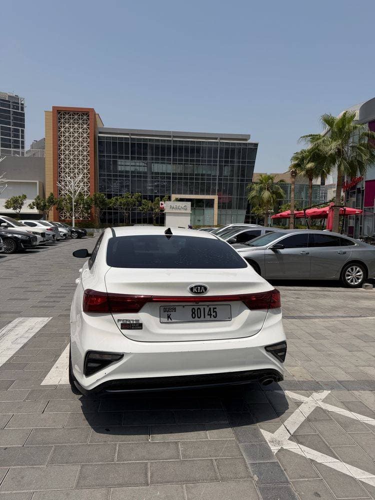 2021 Kia Forte thumbnail 3