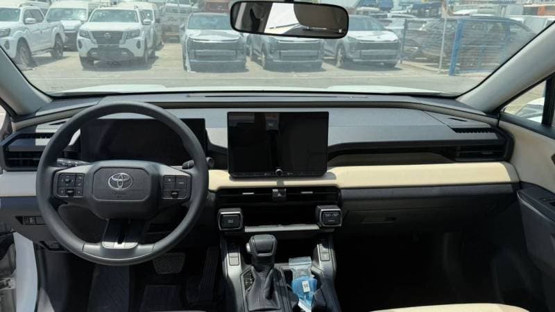 2026 Toyota RAV4 XLE thumbnail 5