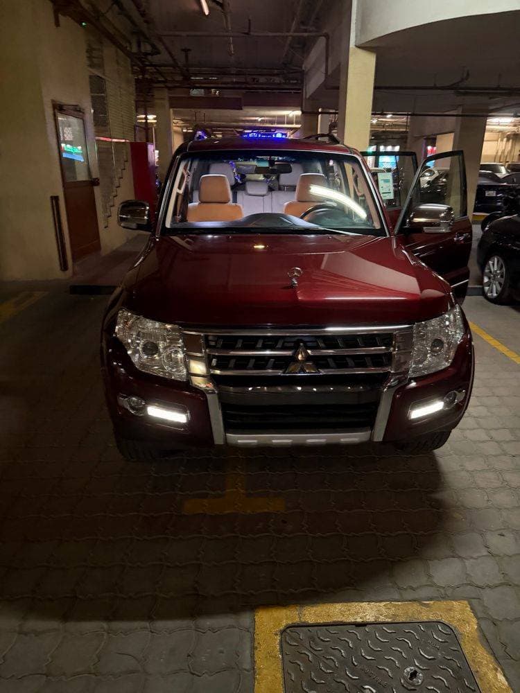 2022 Mitsubishi Pajero