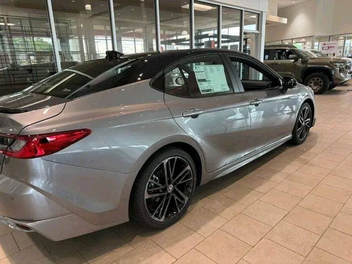 2026 Toyota Camry thumbnail 2