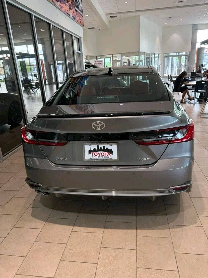 2026 Toyota Camry thumbnail 4
