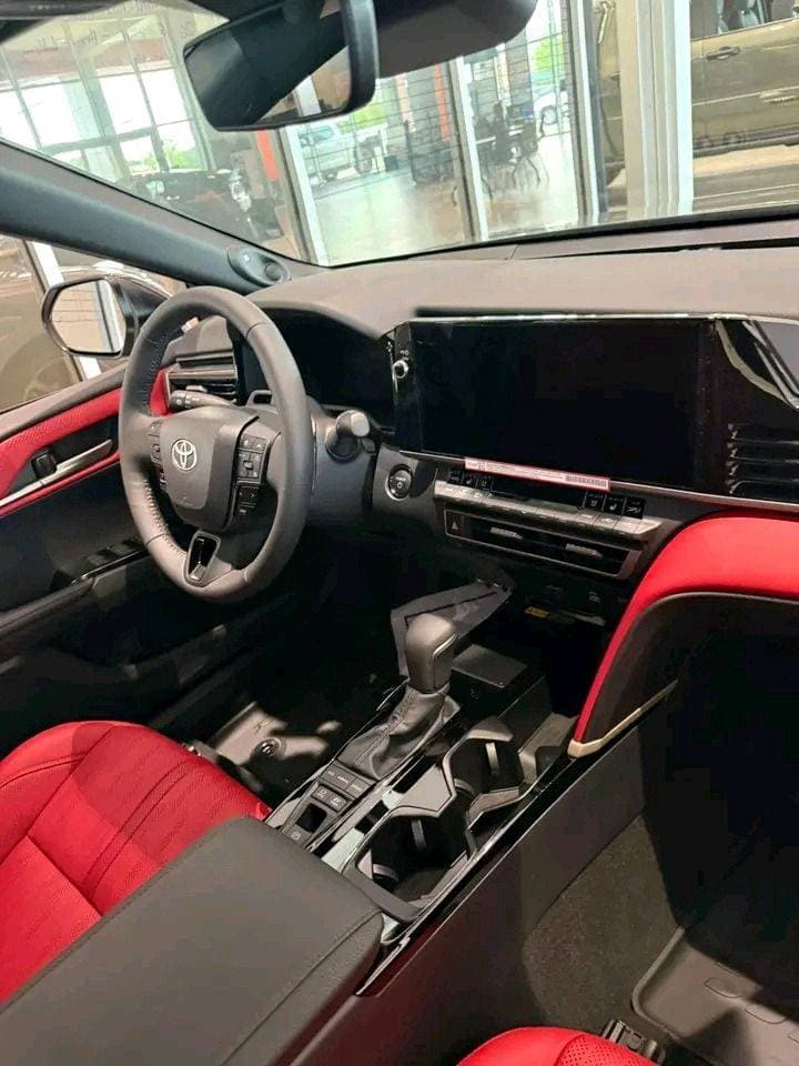 2026 Toyota Camry thumbnail 5