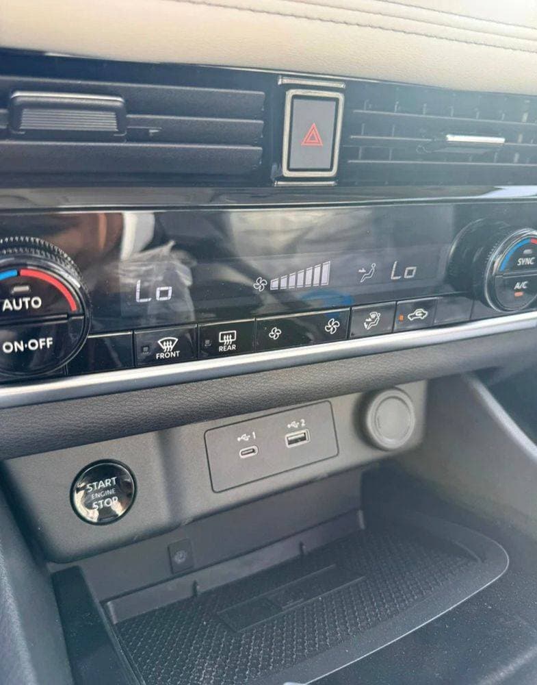 2024 Nissan X-Trail thumbnail 4