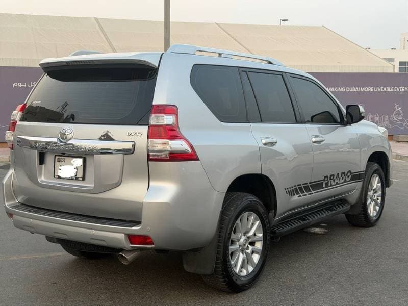 2017 Toyota Land Cruiser Prado thumbnail 5
