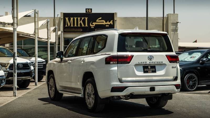 2026 Toyota Land Cruiser GXR thumbnail 6