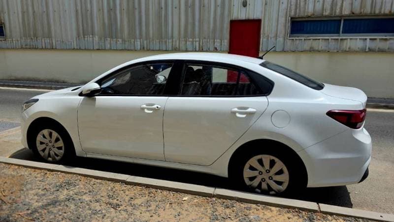 2018 Kia Rio thumbnail 2