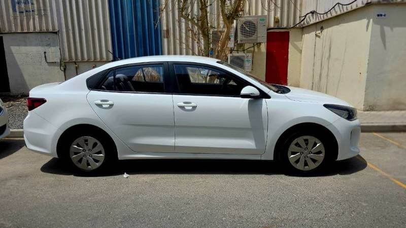 2018 Kia Rio thumbnail 4