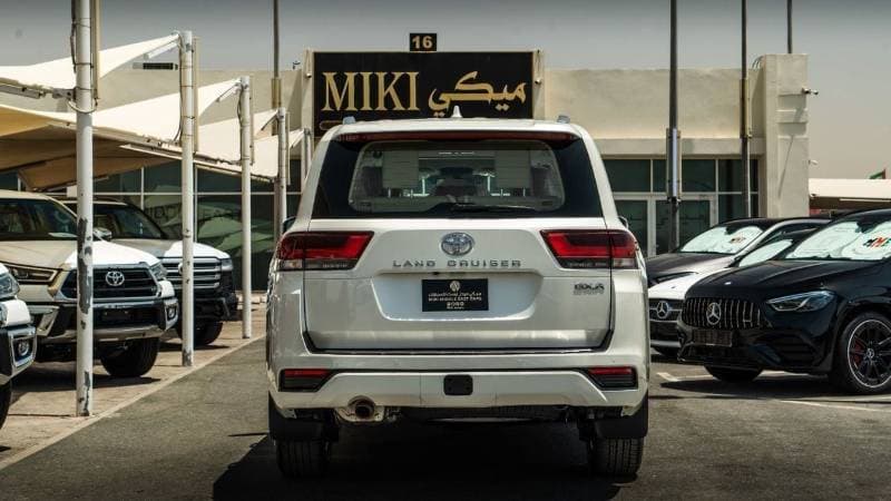 2026 Toyota Land Cruiser GXR thumbnail 4