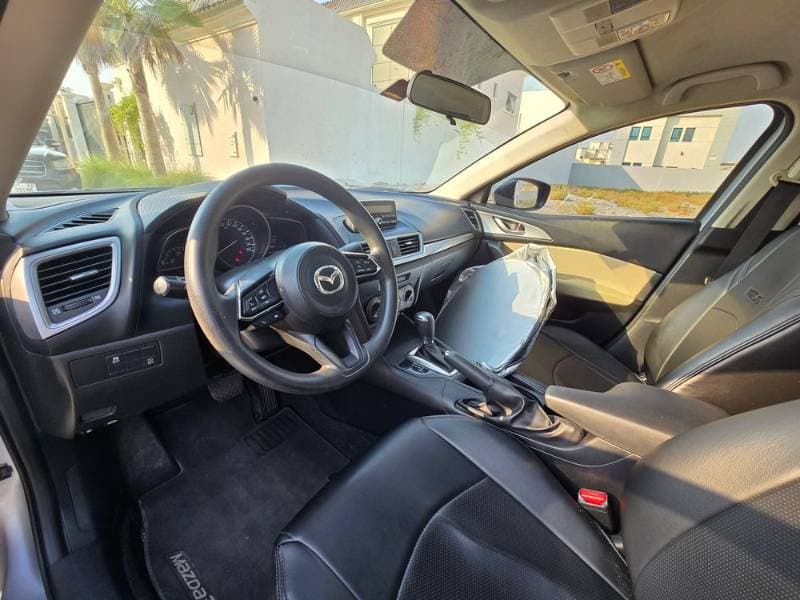 2019 Mazda 3 thumbnail 3
