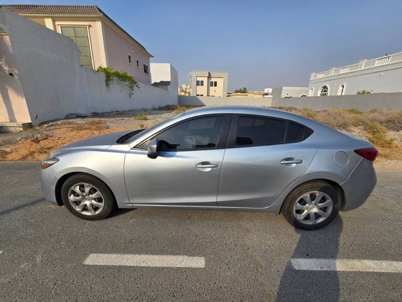 2019 Mazda 3 thumbnail 2