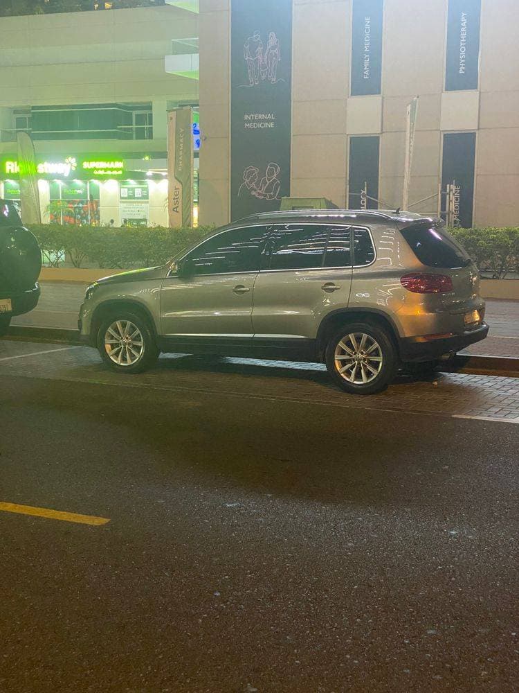 2014 Volkswagen Tiguan thumbnail 3