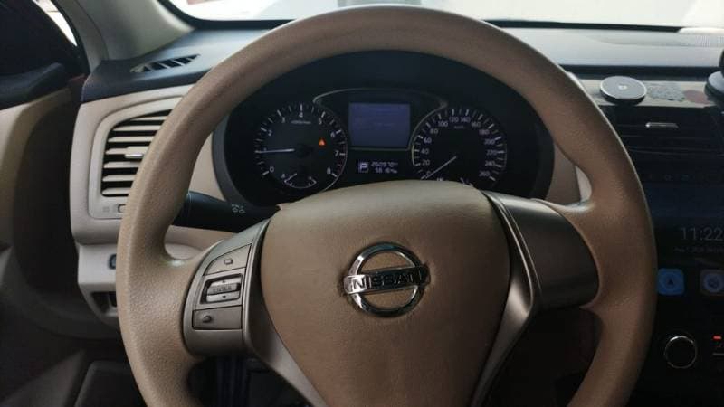 2013 Nissan Altima thumbnail 4