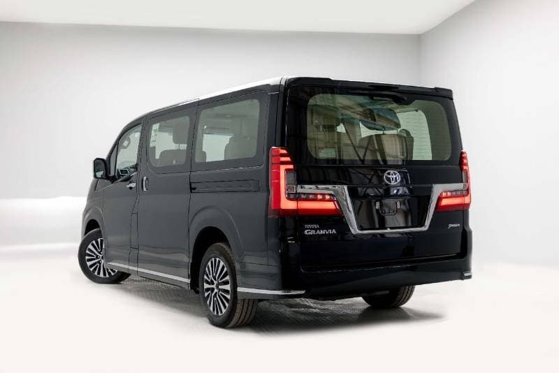2026 Toyota Granvia PREMIUM thumbnail 5