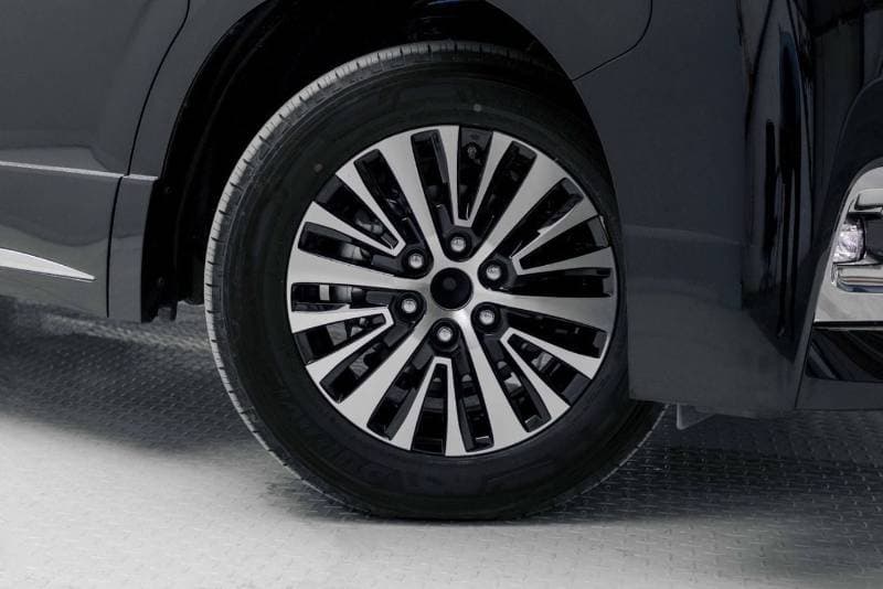 2026 Toyota Granvia PREMIUM thumbnail 8