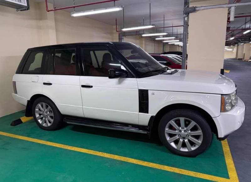 2009 Land Rover Range Rover thumbnail 5