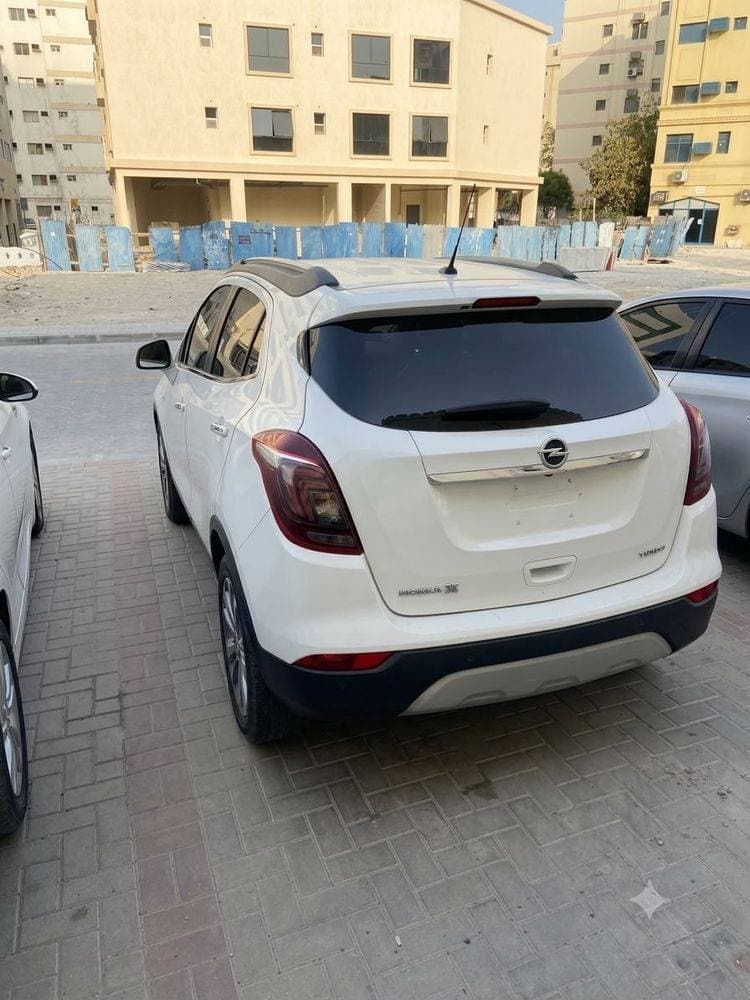 2017 Opel Mokka thumbnail 3