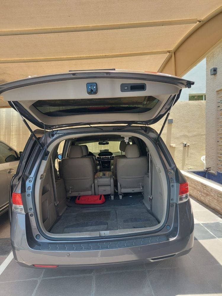 2015 Honda Odyssey thumbnail 4