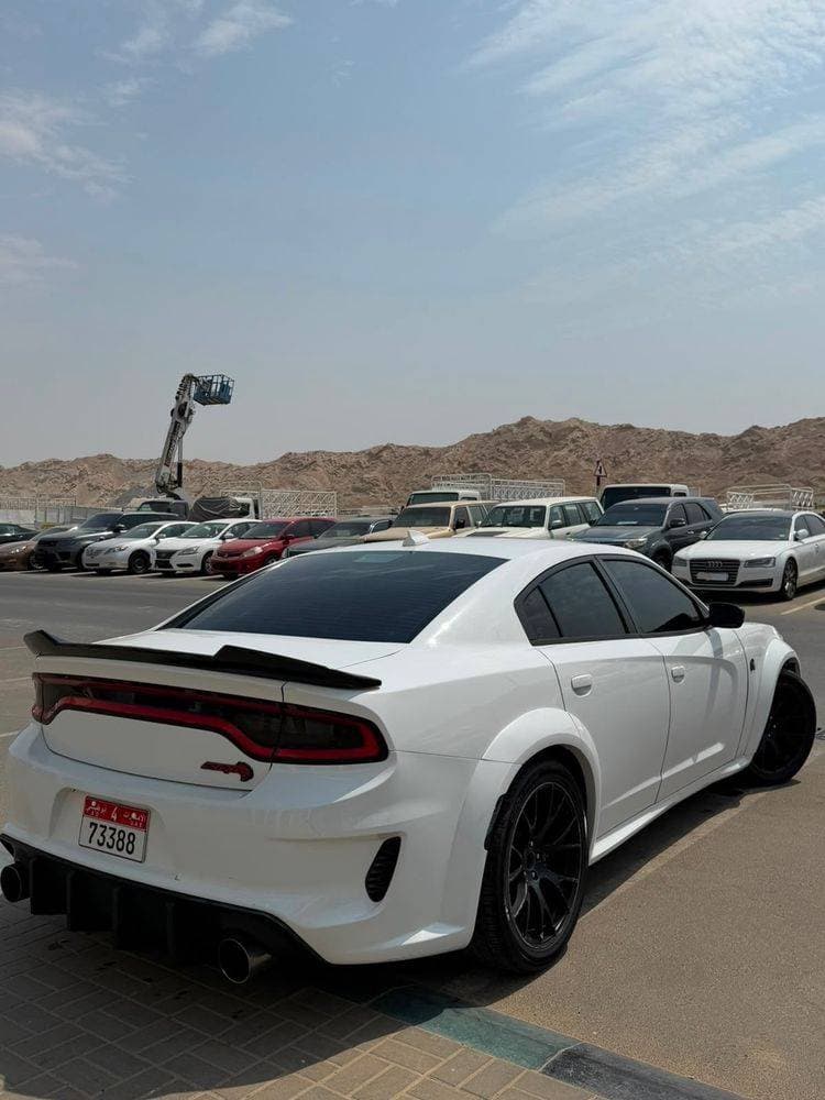 2017 Dodge Charger thumbnail 5