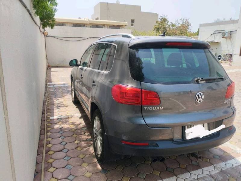2014 Volkswagen Tiguan thumbnail 2