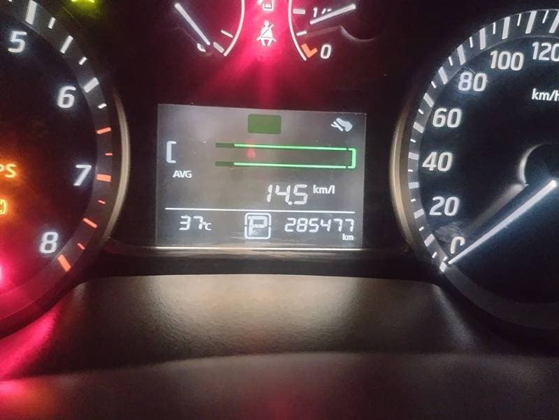 2014 Nissan Sentra thumbnail 5