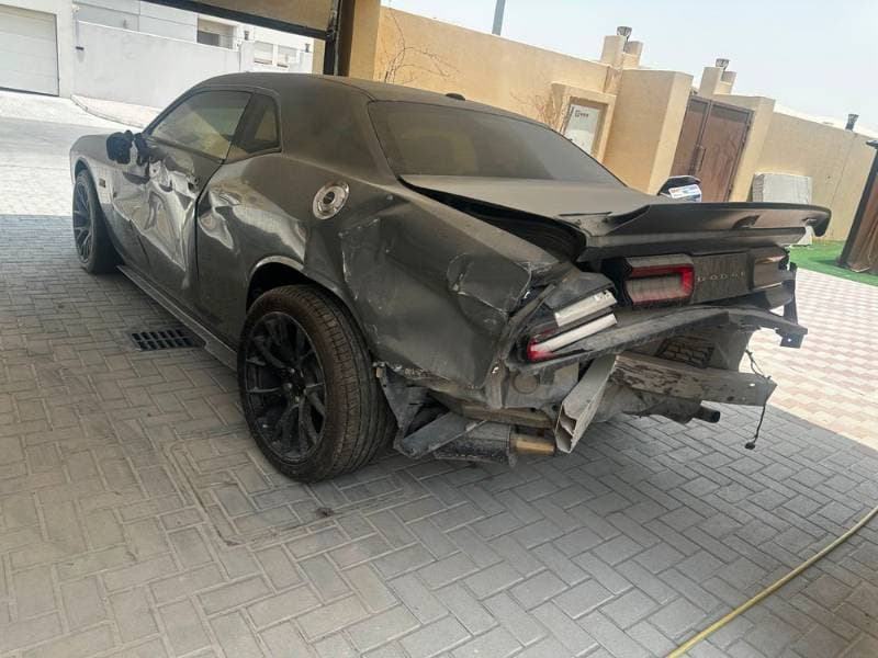 2019 Dodge Challenger thumbnail 4