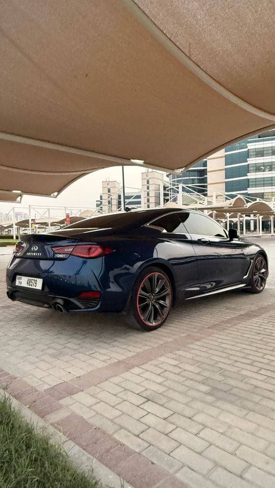 2018 Infiniti Q60 Coupe thumbnail 3