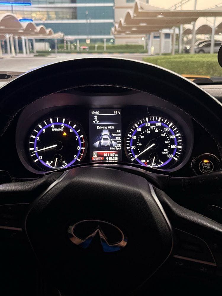 2018 Infiniti Q60 Coupe thumbnail 4