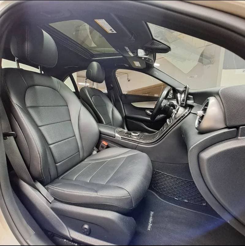 2015 Mercedes-Benz C-Class thumbnail 2