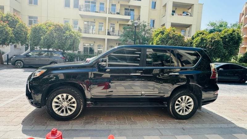 2019 Lexus GX-Series thumbnail 3