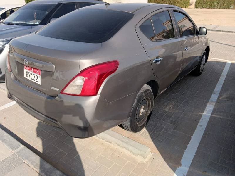 2016 Nissan Sunny thumbnail 2