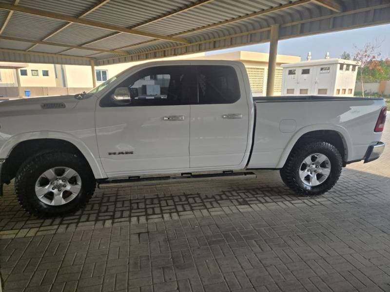 2020 RAM 1500 thumbnail 2