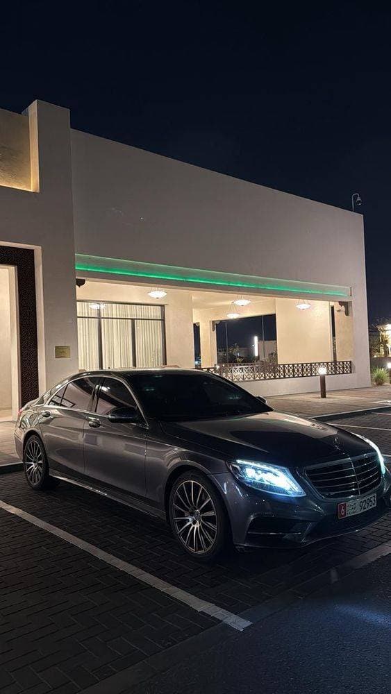 2017 Mercedes-Benz S-Class thumbnail 4