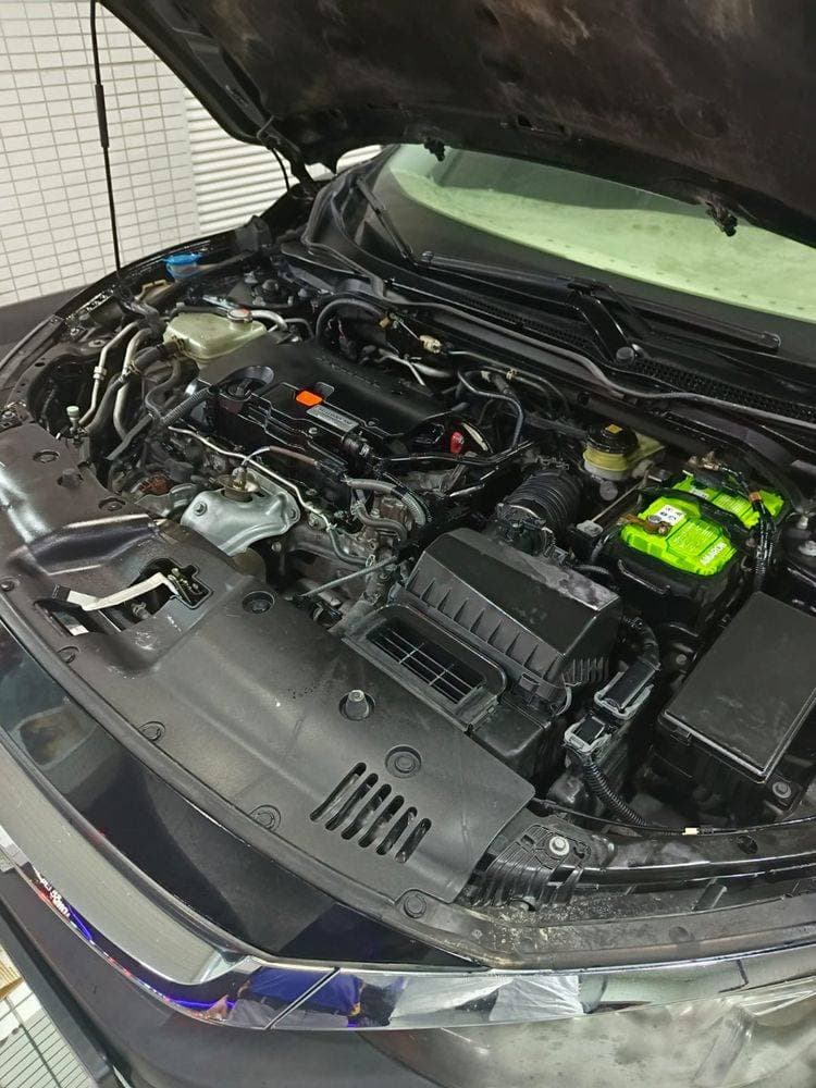 2016 Honda Civic thumbnail 5