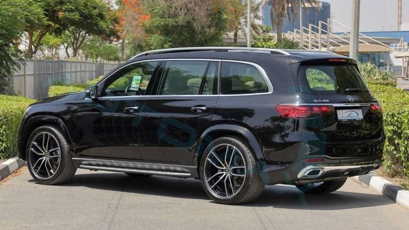 2026 Mercedes Benz GLS450 4MATIC thumbnail 5