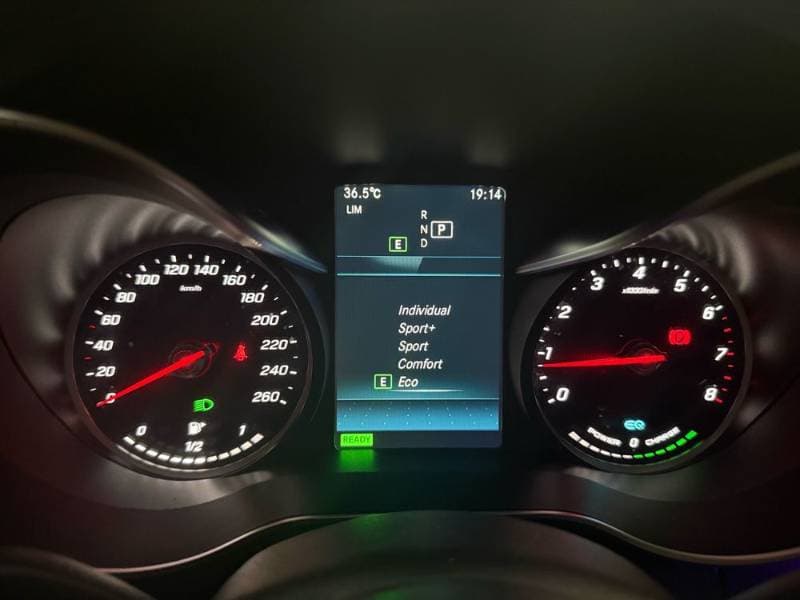 2019 Mercedes-Benz C-Class Coupe thumbnail 3