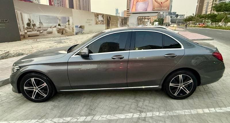 2019 Mercedes-Benz C-Class Coupe thumbnail 2