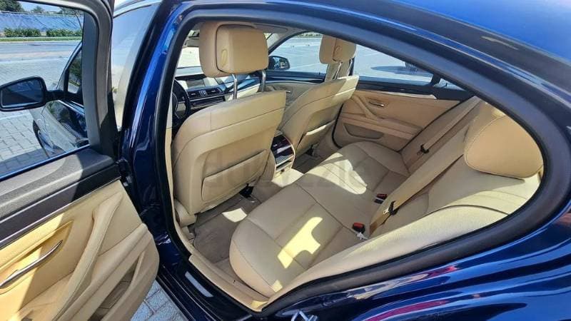 2013 BMW 5 Series Sedan thumbnail 5