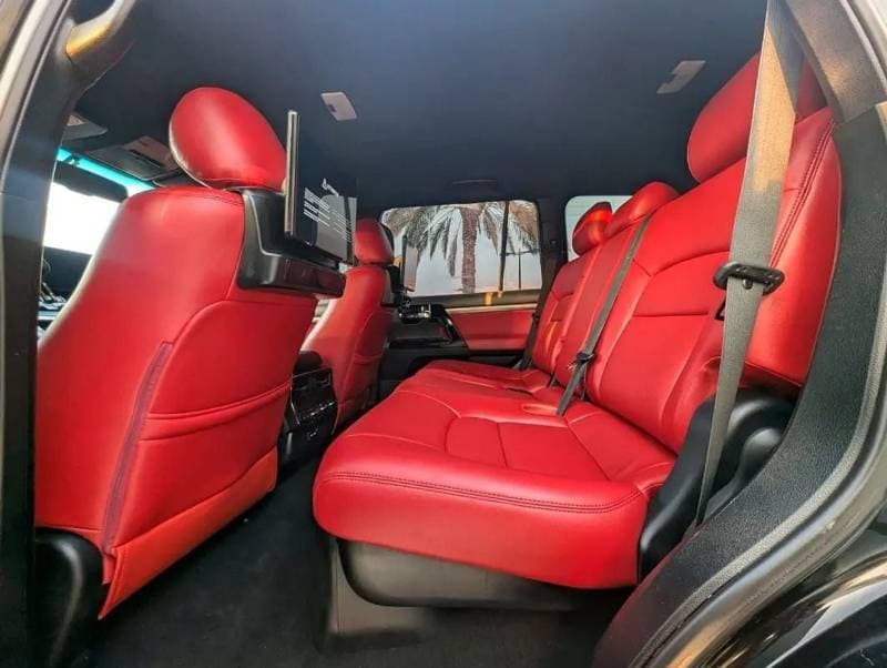 2016 Toyota Land Cruiser GXR thumbnail 7