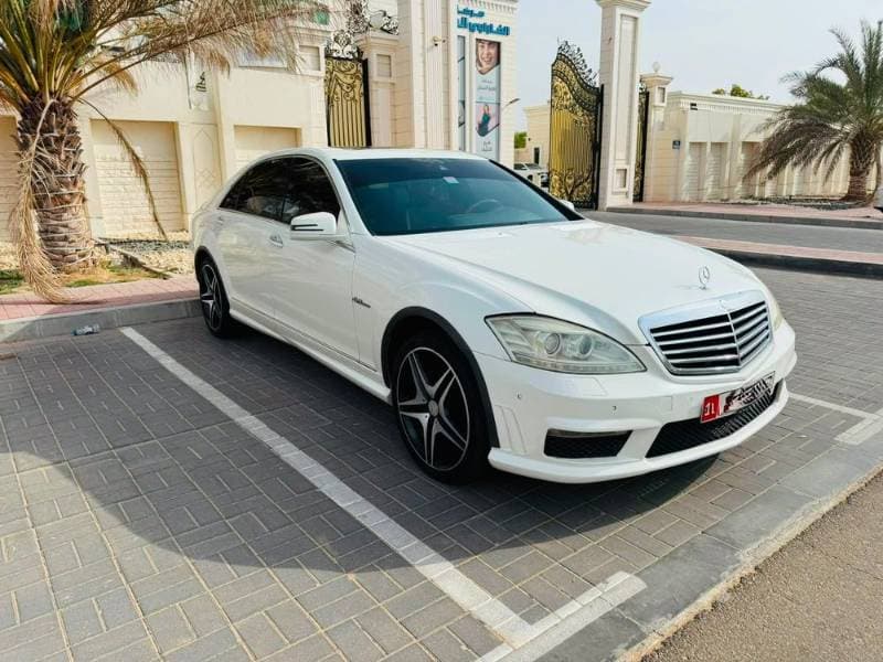 2010 Mercedes-Benz S-Class thumbnail 3