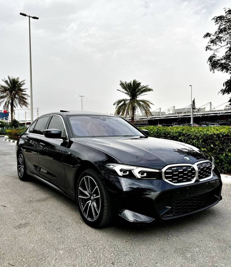 2024 BMW 3 Series Coupe thumbnail 2