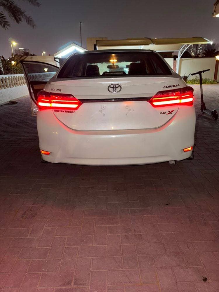 2019 Toyota Corolla thumbnail 5
